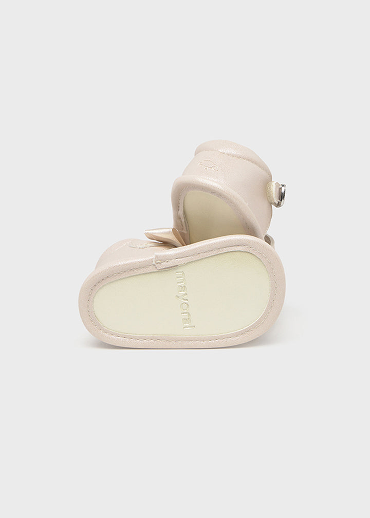 MAYORAL NEWBORN Scarpa culla MAYORAL NEWBORN da NEONATO - Beige