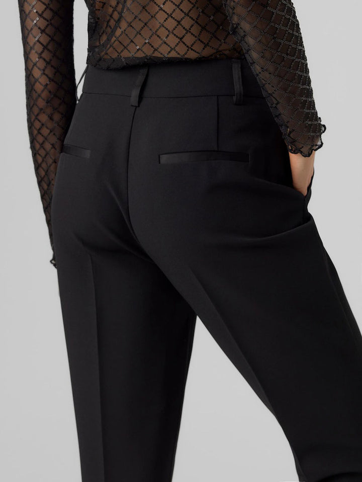 VERO MODA Vero Moda Holly pantalone donna nero tapered fit